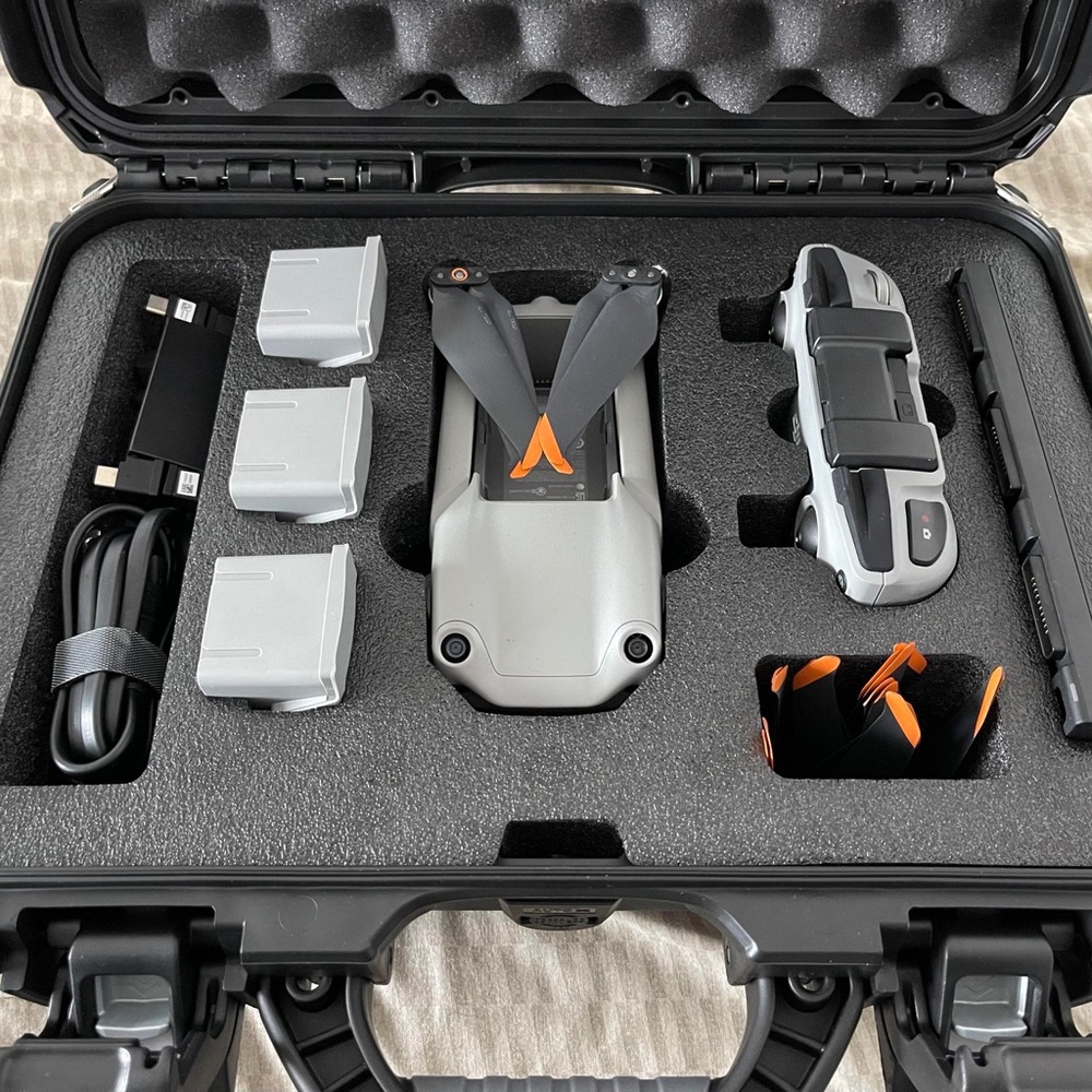 DJI Air 2s fly more combo